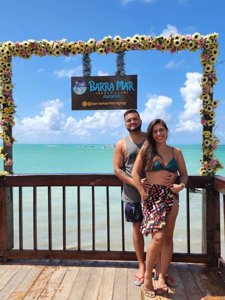 Luã e Camila no Barra Mar Beach Club